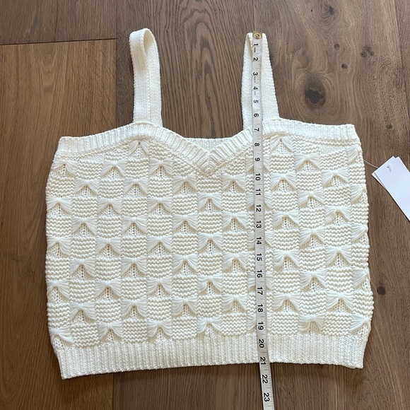JUSTFAB Knit Tank Top Creamy White Color With Bow Design NWT Size 1X - Picture 9 of 12